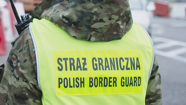 Migranci podjęli próbę siłowego przedarcia się do Polski