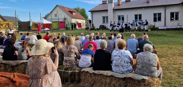 Wiejska potańcówka w Wólce [Zdjęcia]