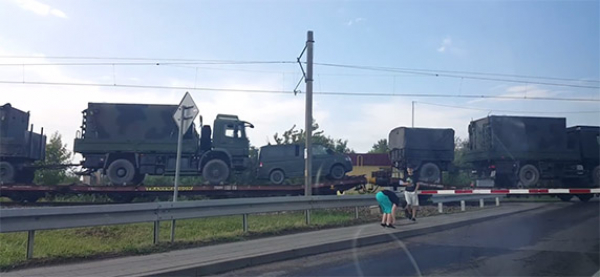 Kolejny transport sprzętu wojskowego przejechał przez Sok&oacute;łkę [Film]
