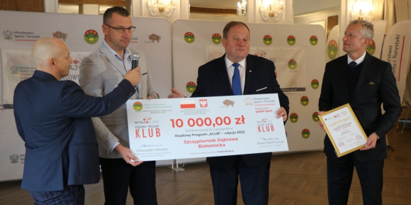 Podlaska gala Rządowego Programu &quot;KLUB&quot; - 1,2 mln zł dla podlaskich klubów sportowych [Film, Zdjęcia]