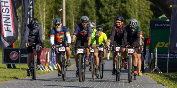 Ścigali się po malowniczych terenach powiatu sok&oacute;lskiego.