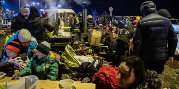 W niedzielę o godz. 20:00 liczba osób, które uciekły z Ukrainy do Polski przekroczyła milion