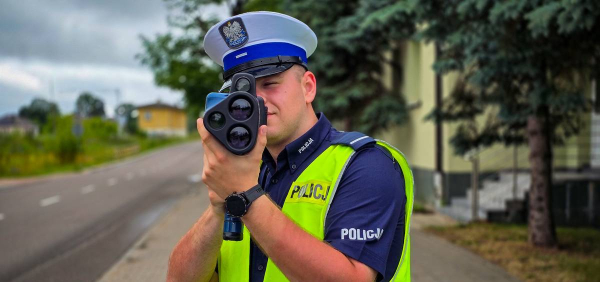 Jechał o ponad 50 km/h za dużo! Kolejne prawo jazdy zatrzymane