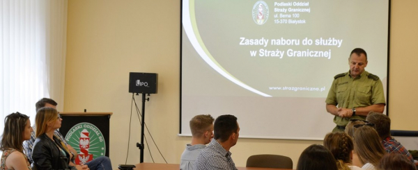 Studenci Akademii Marynarki Wojennej z wizytą na Podlasiu