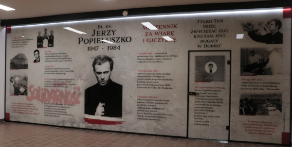 &quot;Zło dobrem zwyciężył&quot;, upamiętnienie 38. Rocznicy Śmierci bł. ks. Jerzego Popiełuszki [Film,Zdjęcia]