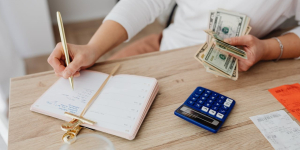 Ekonomia eksploatacji kotł&oacute;w &ndash; jak zmniejszyć koszty paliwa bez utraty komfortu