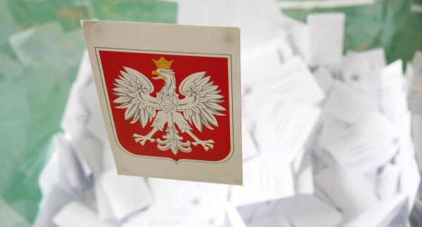 Wybory prezydenckie: najmniejsza r&oacute;żnica poparcia w III RP; zdecydowało ok. 370 tys. głos&oacute;w