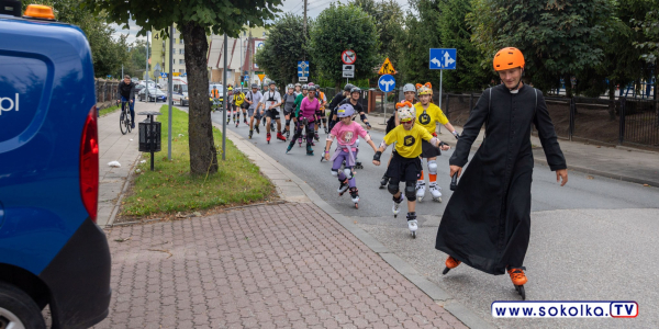 Na rolkach do Sok&oacute;łki. Pielgrzymka, kt&oacute;ra połączyła wiarę, sport i pasję.