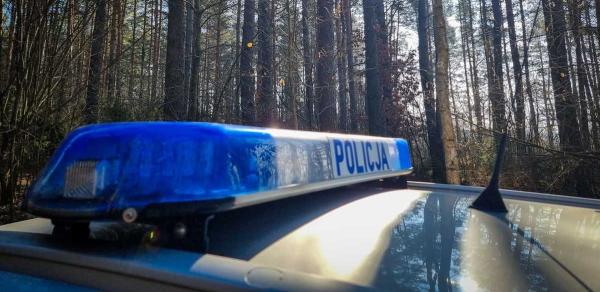 Uciekli z ośrodka, zostali zatrzymani przez policjantów po służbie