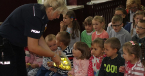 &quot;KRĘCI MNIE BEZPIECZEŃSTWO ... PRZEZ CAŁY ROK&quot; w Zwierzyńcu Wielkim [Zdjęcia]