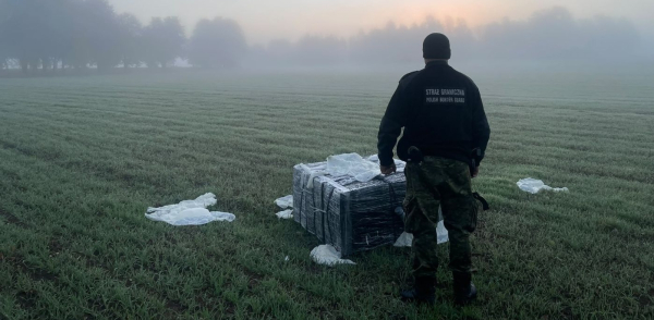 Udana akcja podlaskiej Straży Granicznej. Kolejne zatrzymania za &bdquo;balonowy&rdquo; przemyt papieros&oacute;w