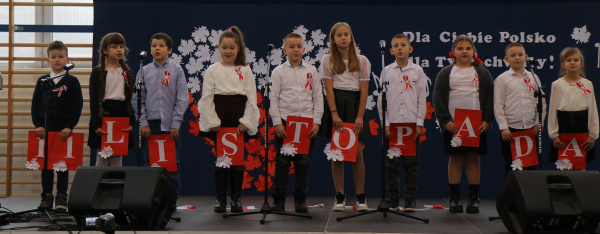 Gminny Festiwal Piosenki Żołnierskiej i Patriotycznej [Film, Zdjęcia]