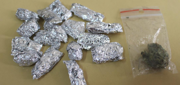 Podczas kontroli drogowej Policjanci znaleźli 14 gram&oacute;w amfetaminy oraz gram marihuany