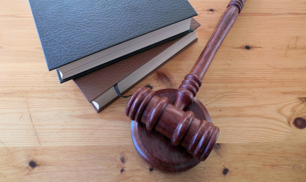 Wznowiony proces obcokrajowca, nieprawomocnie skazanego na 25 lat więzienia za zab&oacute;jstwo rodaka