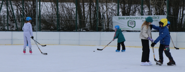 Lekcje hokeja z Ośrodkiem Sportu i Rekreacji w Sokółce [Film, Zdjęcia]