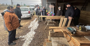 Wzięli udział w warsztatach poświęconych renowacji religijnych pamiątek historycznych