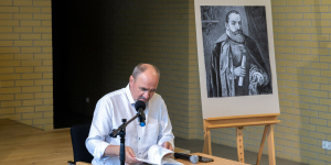 Czytali fraszki, treny i pieśni jednego z pierwszych polskich poet&oacute;w.