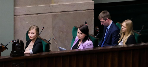 Sejm odrzucił w pierwszym czytaniu obywatelski projekt dotyczący przerywania ciąży