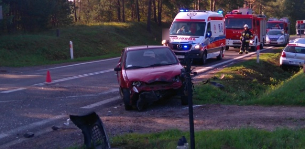 NA SYGNALE: TIR i dwie &quot;osobówki&quot; zderzyły się na DK 8 [Zdjęcia]