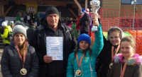 Brązowy medal na Mistrozstwach Polski SZS dla narciarek SkiTeam Sokółka [Zdjęcia]