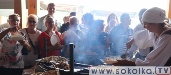 &quot;Przy stole na grodzisku - Festiwal Miejscowego Jadła&quot; w Milewszczyźnie [Fotorelacja]