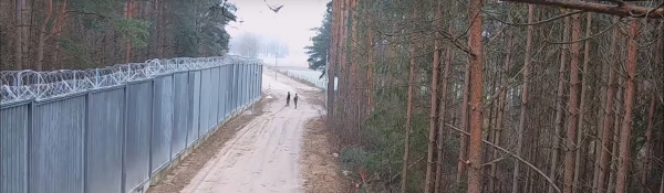 Agresywni migranci przy granicy [Film]