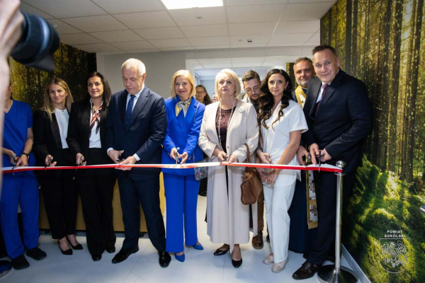 Ponad 22,5 mln zł na modernizację Zakładu Opiekuńczo-Leczniczego w Sok&oacute;łce - plac&oacute;wka uroczyście otwarta po przebudowie