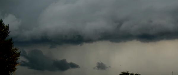 Ostrzeżenie meteo: Nad powiatem pojawią się burzowe chmury