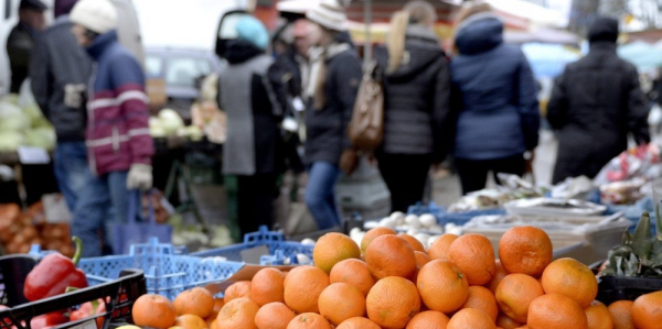 Ponad 1/3 badanych na Święta kupi mniej żywności i prezentów niż rok temu