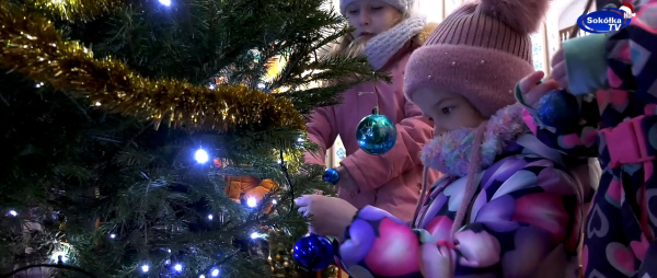 Najmłodsi przygotowują cerkiew w Jacznie na święta