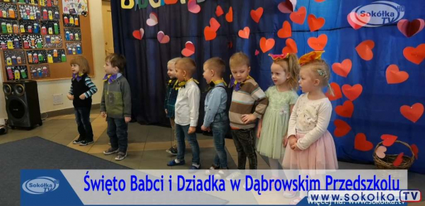 Przedszkolaki z Dąbrowy pokazały, jak mocno kochają Babcie i Dziadka [Film]