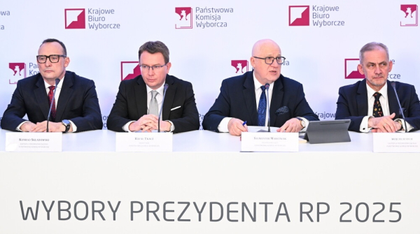 PKW: najwyższa frekwencja w pierwszej turze wybor&oacute;w prezydenckich w historii III RP