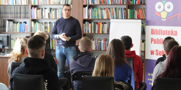 Warsztaty ph.Manipulacja kontra samopoznanie w bibliotece