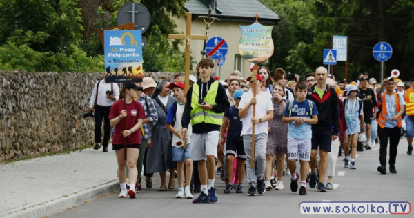 18. Powiatowa Pielgrzymka Strażak&oacute;w do Sanktuarium Maryjnego w R&oacute;żanymstoku