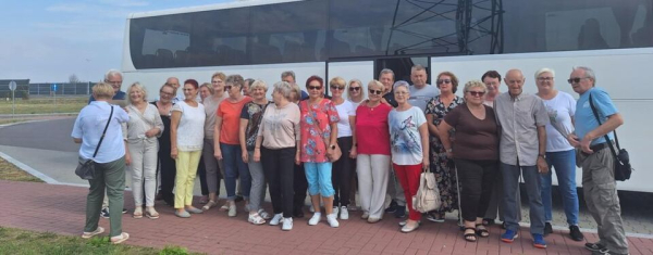 Dwa dni pełne historii i wspomnień - wycieczka dąbrowskich senior&oacute;w