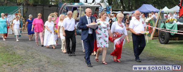 Dożynki Gminne 2023 w Dąbrowie Białostockiej. Rolnicy podziękowali za plony [Zdjęcia]