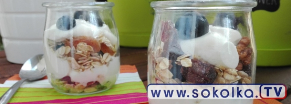 KĄCIK KULINARNY: MUESLI Z JOGURTEM I BOR&Oacute;WKAMI [Przepis, Zdjęcia]