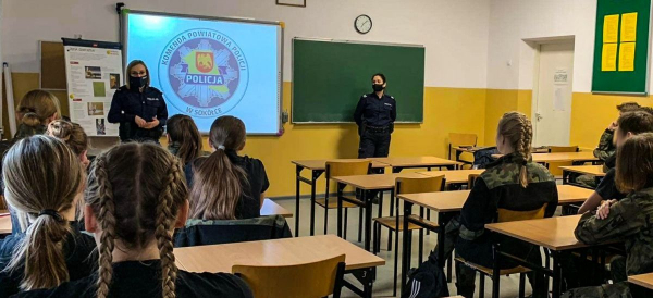 O zawodzie policjanta w klasach mundurowych