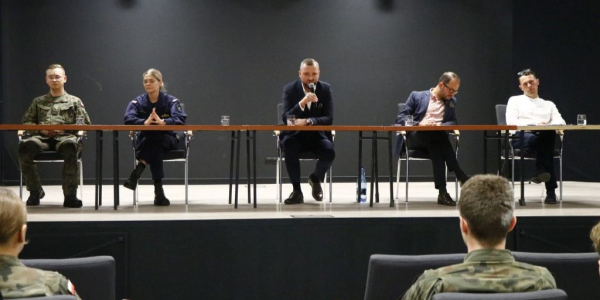 Młodzież kształtuje przyszłość gminy Dąbrowa Białostocka