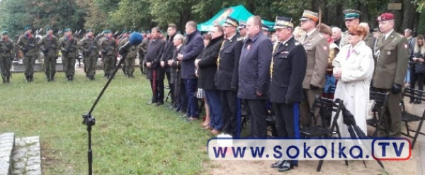 Msza polowa na rocznicę Bitwy Niemeńskiej [Zdjęcia]