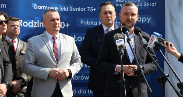 Czy wiceprzewodniczący otrzymał pełnomocnictwo do reprezentowania dąbrowskiego samorządu?