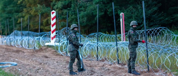 Szef MON: dzięki pracy Wojska Polskiego mamy już prawie 40 km płotu na granicy polsko-białoruskiej