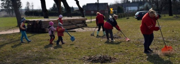 Wiosenne sprzątanie w Szudziałowie [Film i Zdjęcia]