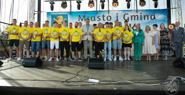 Awans marzeń! &ndash; LZS Krynki piszą nową kartę w historii lokalnej piłki nożnej.
