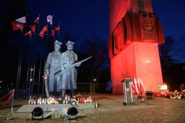 Pomnik Powstańców Wielkopolskich w Poznaniu / Jakub Kaczmarczyk /PAP 