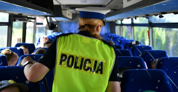 Trwają kontrole autobusów szkolnych [Zdjęcia]