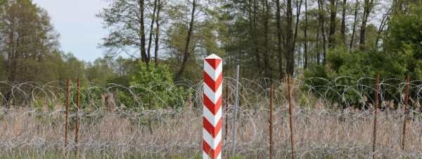 Sondaż: 64,3 proc. badanych za budową umocnień na granicy z Rosją i Białorusią, 16,5 proc. przeciw