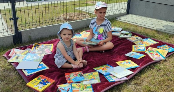 Wakacje z biblioteką rozpoczęto!